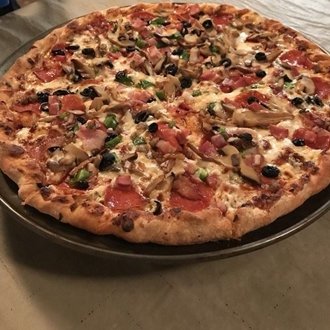 wizard-wicks-pizza-1.jpg